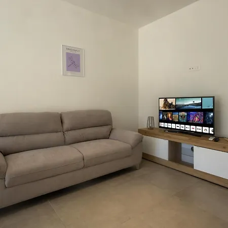 Garden Lounge شقة *